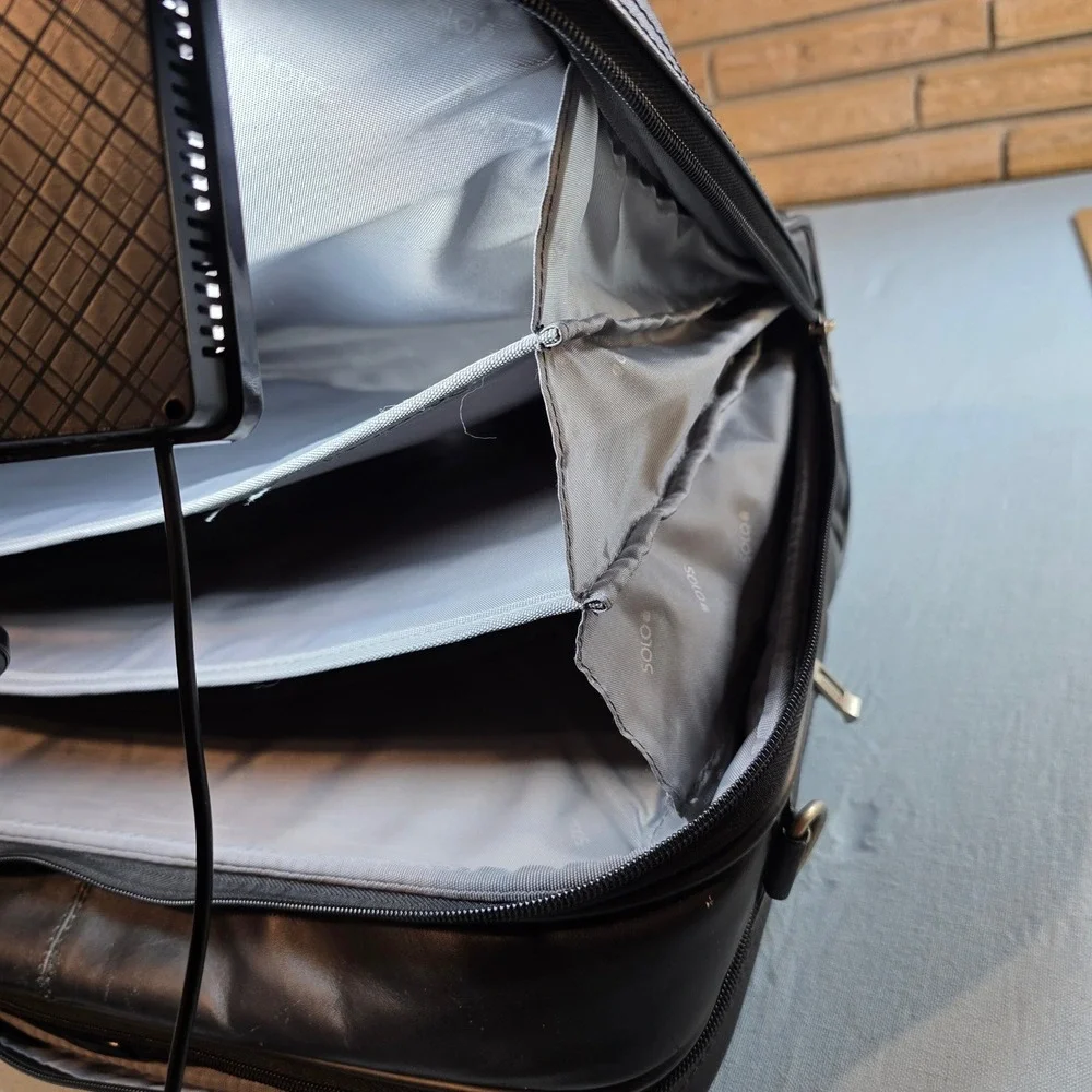 Solo New York Black Leather Laptop Briefcase Messenger Bag Multi-Pocket Travel